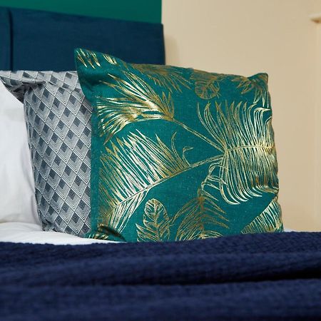 Exquisite Cambridge Abode - Sleeps 6 - Parking Lejlighed Eksteriør billede
